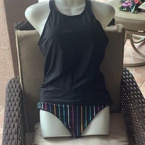 Vera Bradley reversible bikini stripes & black size S NWT Black tankini …